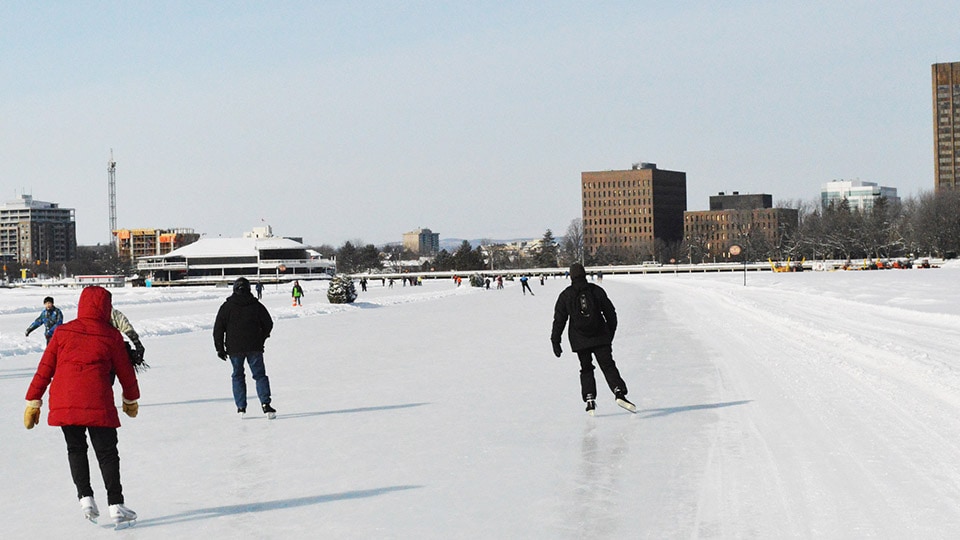  In Ontario, Canada, the Rideau Canal Skateway attracts many skaters to travel across the frozen lake.